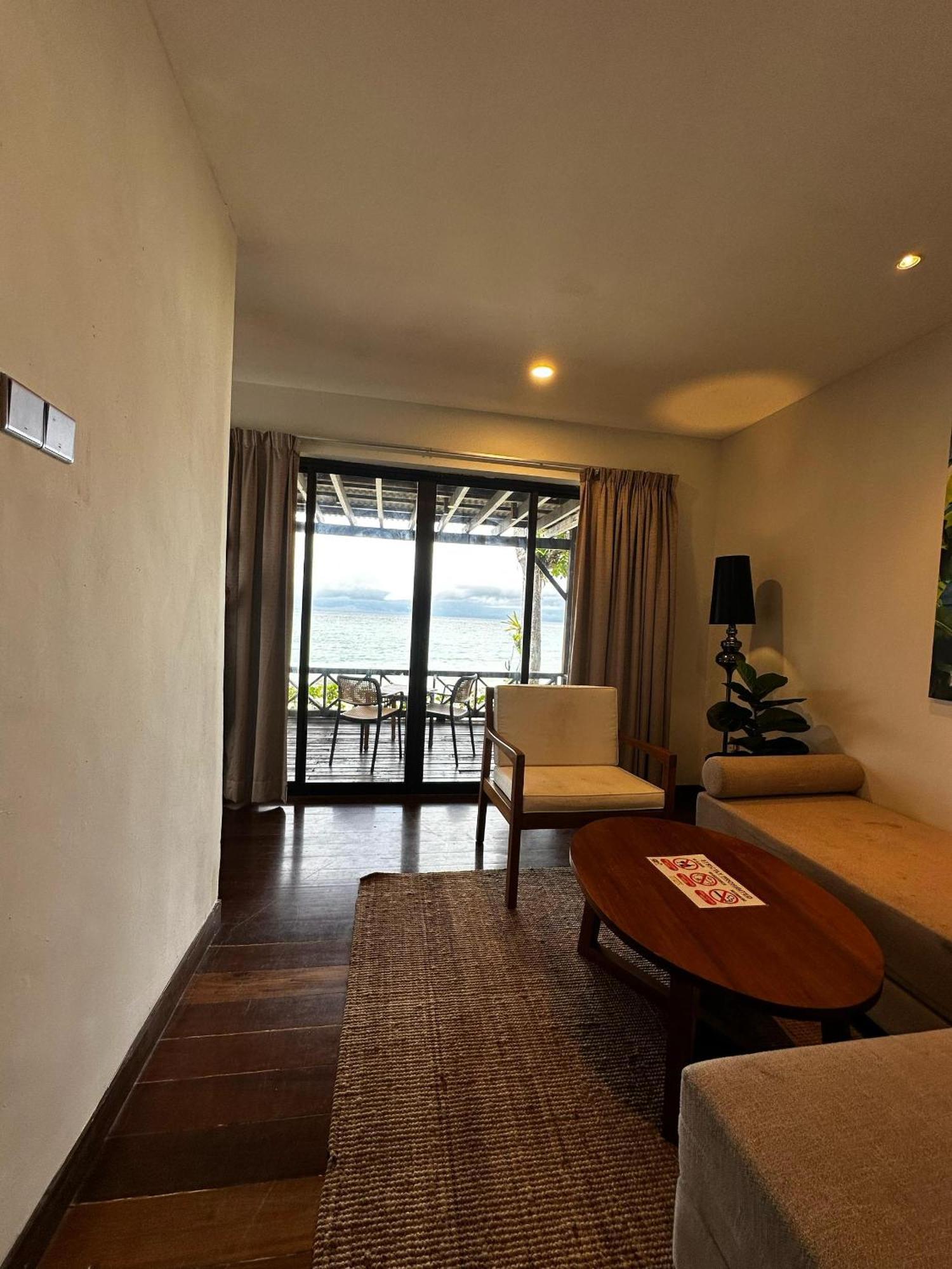 Beach Resort - Arwana Perhentian Besar Kampung Kuala Besut Buitenkant foto