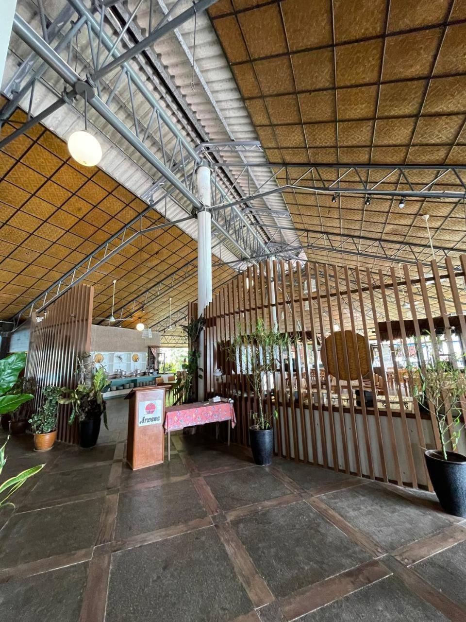 Beach Resort - Arwana Perhentian Besar Kampung Kuala Besut Buitenkant foto