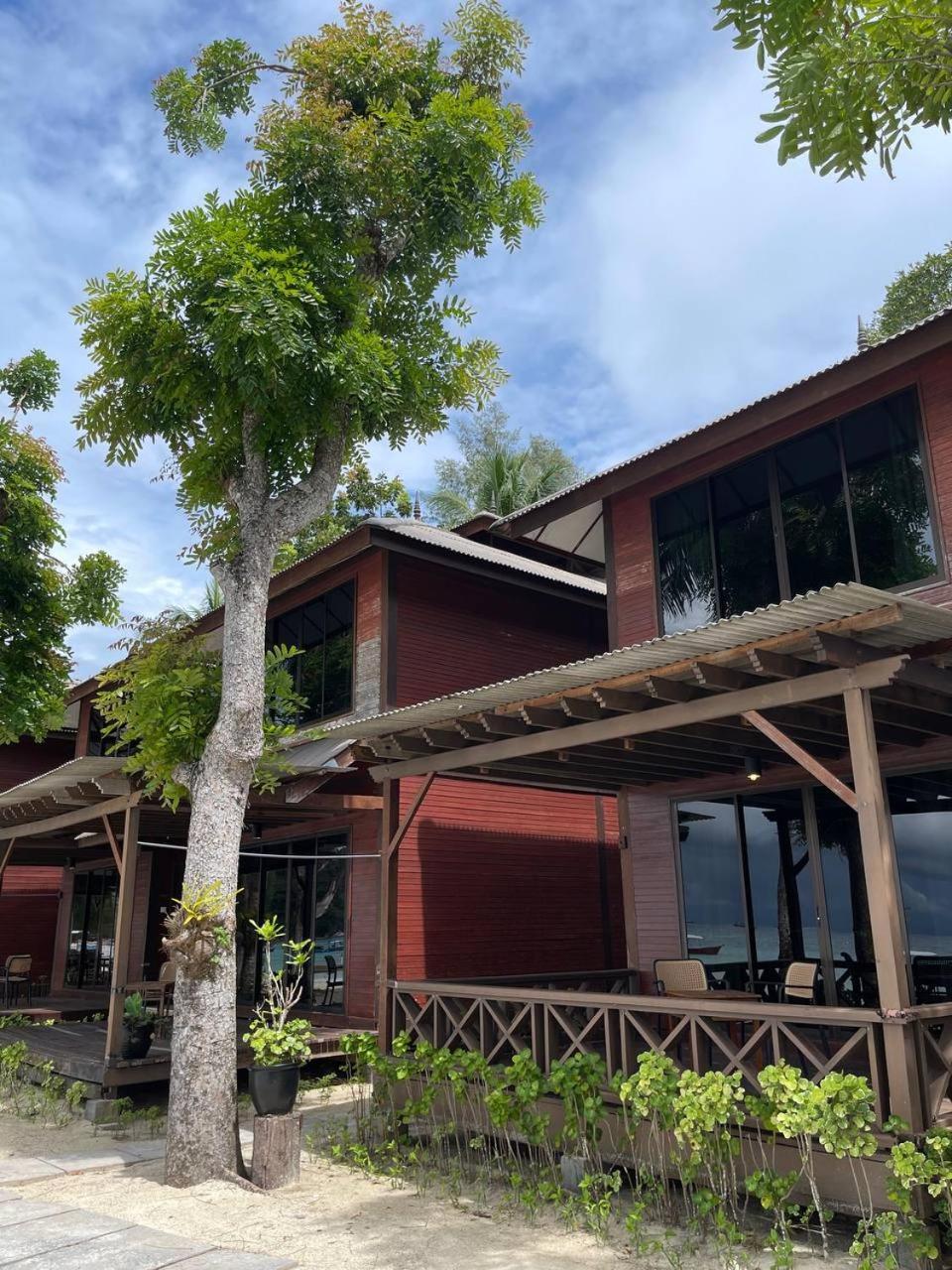 Beach Resort - Arwana Perhentian Besar Kampung Kuala Besut Buitenkant foto